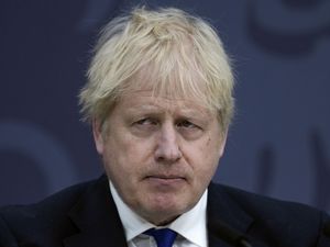 Supporting image for story: Johnson will face MPs to ‘set record straight’ after being fined over partygate