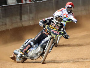 Supporting image for story: Monmore Green showdown for Wolverhampton Wolves star Freddie Lindgren