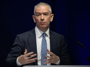 Supporting image for story: Chief medical officer ‘anxious’ about US leaving World Health Organisation