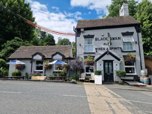 The Black Swan, Jackfield. Photo: Sidney Phillips