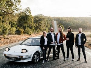 Supporting image for story: Voyager to play Birmingham show