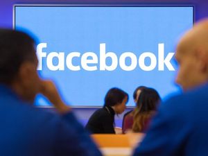 Supporting image for story: Facebook is teaching its chatbots how to make better small talk