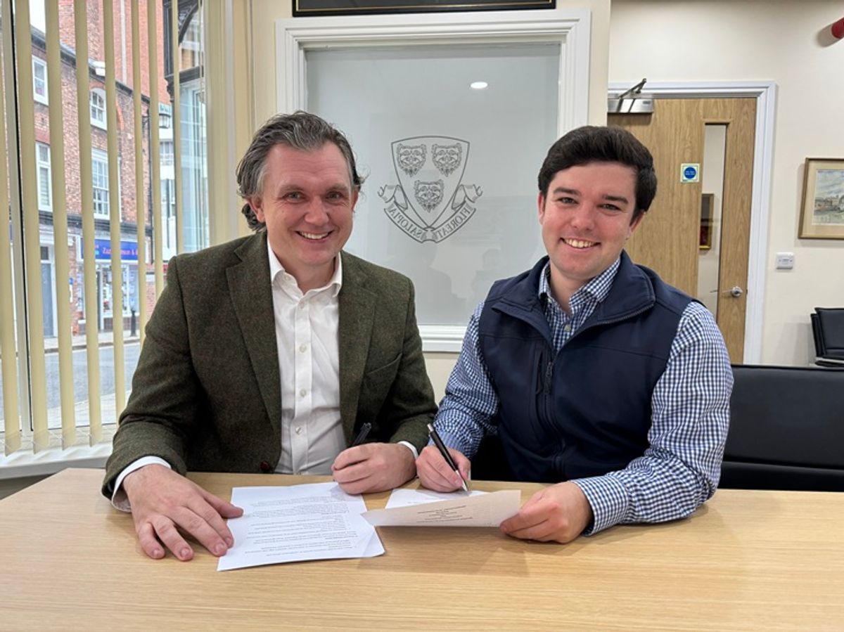 New Memorandum of Understanding agreement paves the way for Shrewsbury Town Council to take on more local services