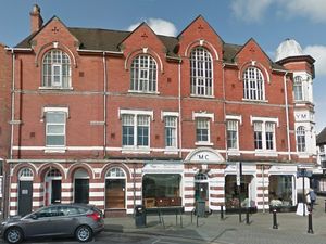 Supporting image for story: Unused offices in prominent building to be converted into flats by council