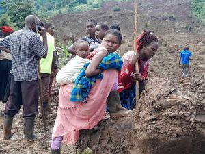 Supporting image for story: Death toll in Uganda landslides rises to 20 as search for casualties presses on