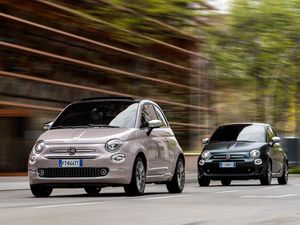 Supporting image for story: Fiat adds Star and Rockstar trims to 500 line-up
