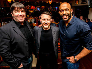 Supporting image for story: Wolves alumni back old boss Dave Jones