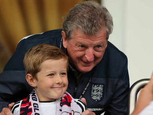 Supporting image for story: England Under-20s 6 Romania 0