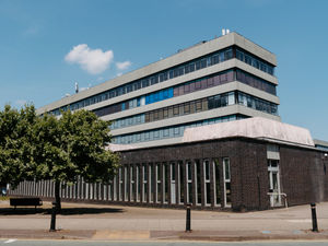 Supporting image for story: Inquest opens into fatal A5 crash that killed IT consultant and injured two other men