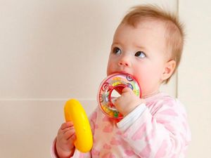 Supporting image for story: Babies as young as eight months understand the basics of grammar, scientists say