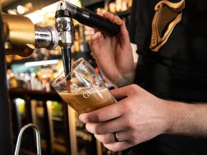 Supporting image for story: Labour should raise price of a pint, says one of its backbenchers