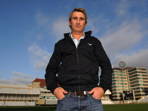 Supporting image for story: I thought I was dying, says ex-cricket star James Taylor