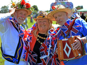 Supporting image for story: Thousands turn out for Burntwood Wakes - in pictures