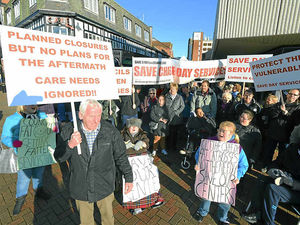 Supporting image for story: Families protest over axe threat to centre
