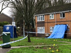 Supporting image for story: Police cordon off Bilston flats as forensic team scours area