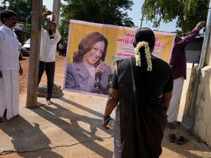 Supporting image for story: Indian village where Kamala Harris has ancestral roots praying for her victory