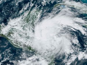 Supporting image for story: Tropical storm makes landfall in northern Honduras, bringing torrential rain