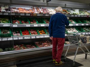 Supporting image for story: Fears of food and drink shortages grow as CO2 supply deal ends