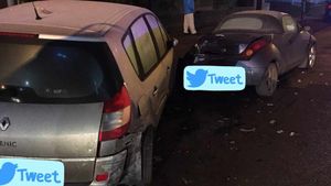 Another photo tweeted by @Oldburyfire