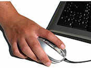 Supporting image for story: Search for Star bloggers to end