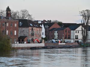 Supporting image for story: Three Bewdley roads set to close today as flood defences to be deployed