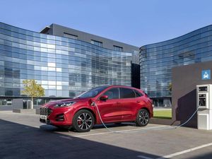 Supporting image for story: Ford announces pricing for new Kuga