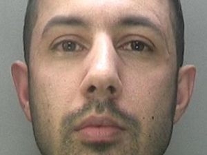 Supporting image for story: Footage shows moment ringleader of £500K car number plate scam arrested after fleeing to Dubai