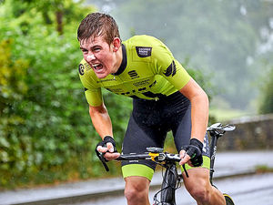 Supporting image for story: Kirk Vickers breaks his own record to reach the top