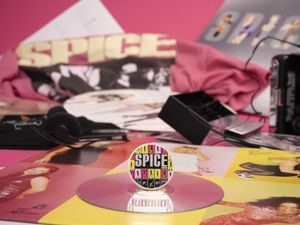 Supporting image for story: Royal Mint gives Spice Girls fans what they really, really want with new coins