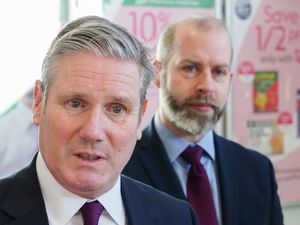 Supporting image for story: Starmer and Reynolds meet US commerce secretary in push to implement trade deal