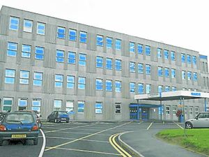 Supporting image for story: Plans for Mid Wales hospital patients leads to fears for Shrewsbury's A&E