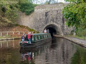 Supporting image for story: It’s tunnel vision as inspectors hit Llangollen canal