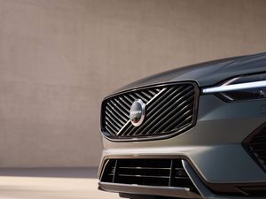 Supporting image for story: Volvo introduces world’s first multi-adaptive seat belt