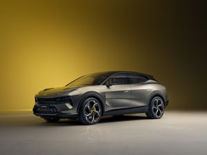 Supporting image for story: This is the Lotus Eletre, a 592bhp electric SUV