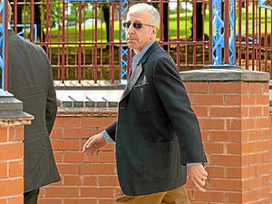 Supporting image for story: Villa has cost Randy Lerner £70,000 a day
