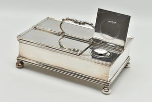 This Edward VII silver desk stand is inscribed that it was used in 1923 by The Prince of Wales, who was later Edward VIII and then, following his abdication, the Duke of Windsor.