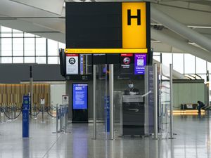 Supporting image for story: Airports fear losing £2.6bn in 2021 due to ‘overly cautious’ travel rules