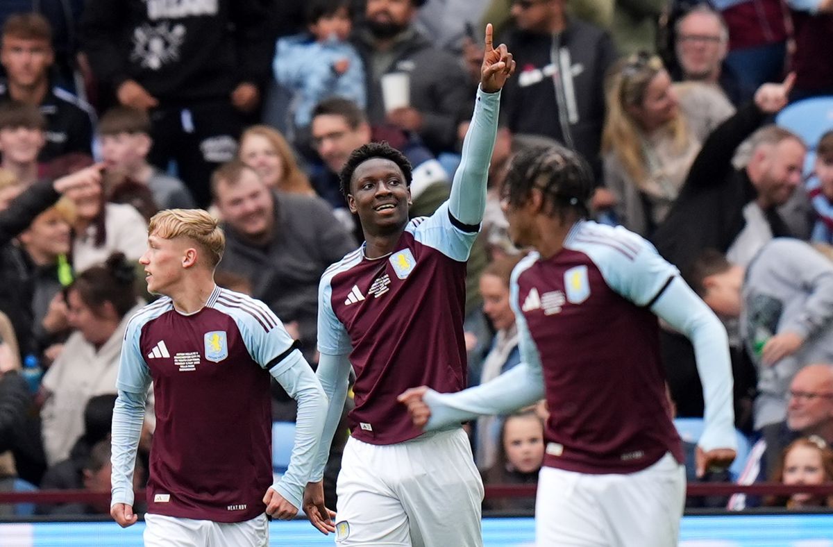 FA Youth Cup final: Aston Villa 3 Manchester City 1