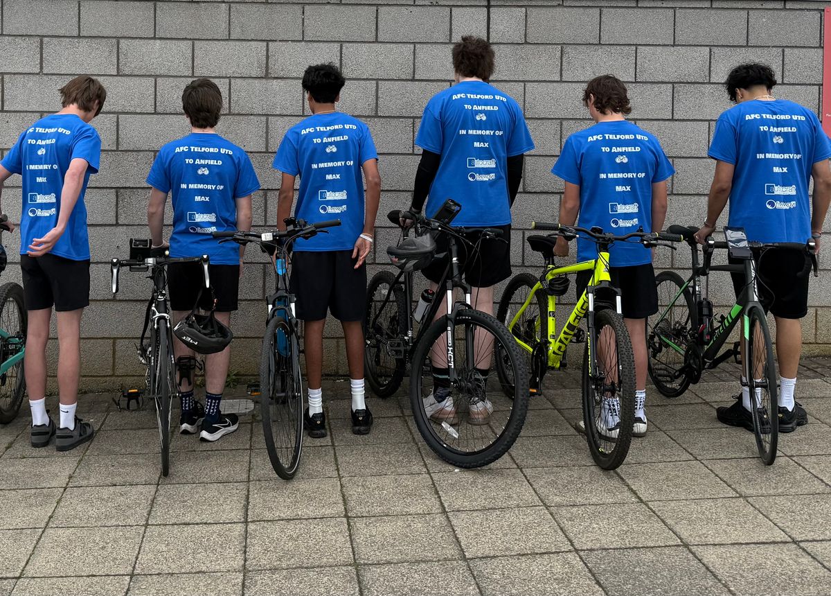 School friends begin epic cycle ride to Anfield in memory of classmate
