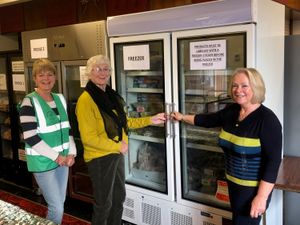 Supporting image for story: Food share project buys new freezer after town donations