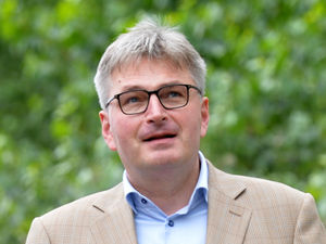 Supporting image for story: Shrewsbury MP Daniel Kawczynski deletes Twitter after row over Ukrainian refugee post