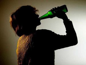 Supporting image for story: Record level of calls to NSPCC over parents' drink and drugs misuse