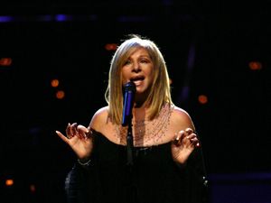 Supporting image for story: Musician who wrote hits for Barbra Streisand and Petula Clark dies aged 90