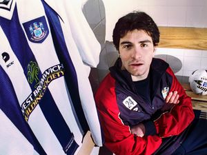 Supporting image for story: When the unknown Italian Enzo Maresca lit up a gloomy Hawthorns