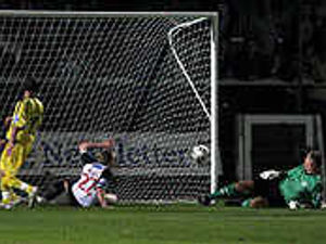 Supporting image for story: Rangers lose five-goal thriller