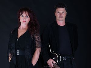 Supporting image for story: Award winning husband and wife folk duo in concert