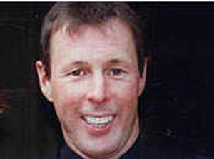 Supporting image for story: Poem to rally legend in service