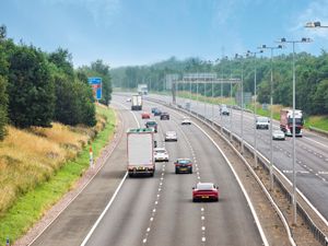 Supporting image for story: M6toll fees for cars and vans using entire stretch to rise next week 