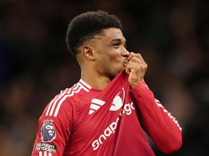 Supporting image for story: Amad Diallo scores late winner as United stun City in Manchester derby