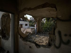 Supporting image for story: Israeli forces kill Palestinian in West Bank firefight